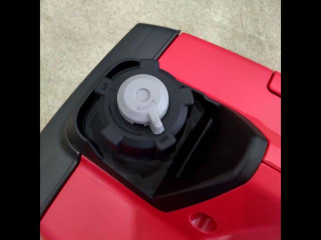 ☆未使用品!【ホンダ】正弦波 インバーター発電機[EU18i]