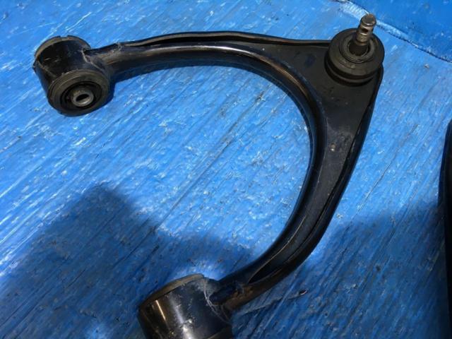 Toyota genuine
Upper arm
Mark II / JZX110 series

