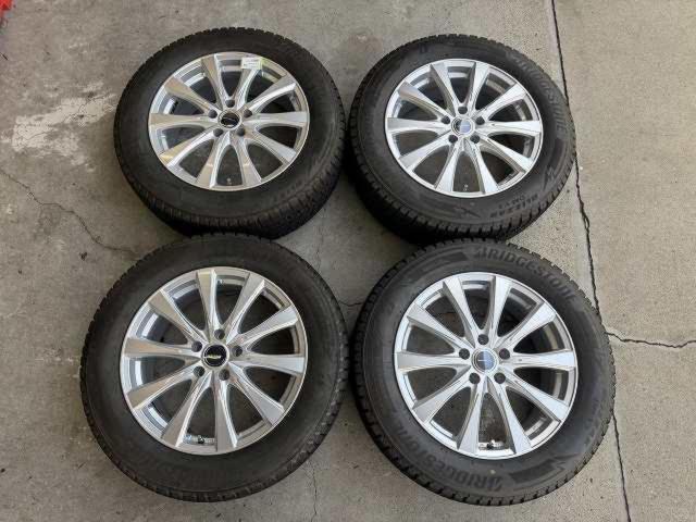 weds
GRADUAL
DS25W + BRIDGESOTNE
BLIZZAK
DM-V3
225 / 60R18
100Q

Crown Crossover exclusive size
