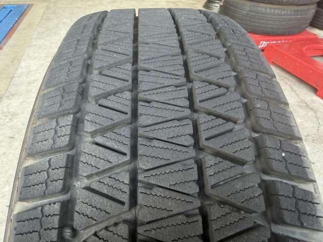 weds
GRADUAL
DS25W + BRIDGESOTNE
BLIZZAK
DM-V3
225 / 60R18
100Q

Crown Crossover exclusive size
