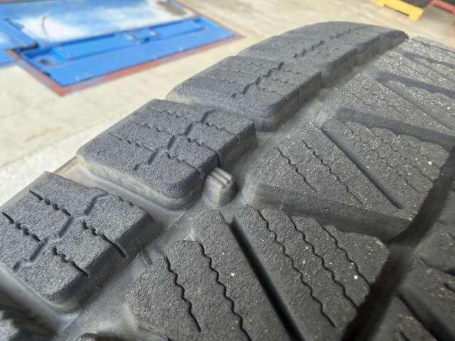 weds
GRADUAL
DS25W + BRIDGESOTNE
BLIZZAK
DM-V3
225 / 60R18
100Q

Crown Crossover exclusive size
