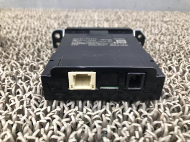 TOYOTA
Genuine built-in ETC (08686-00350)