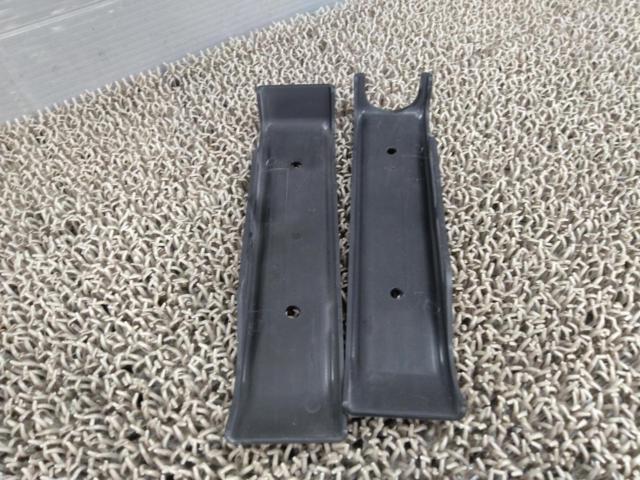 Unknown Manufacturer
Radiator side cover