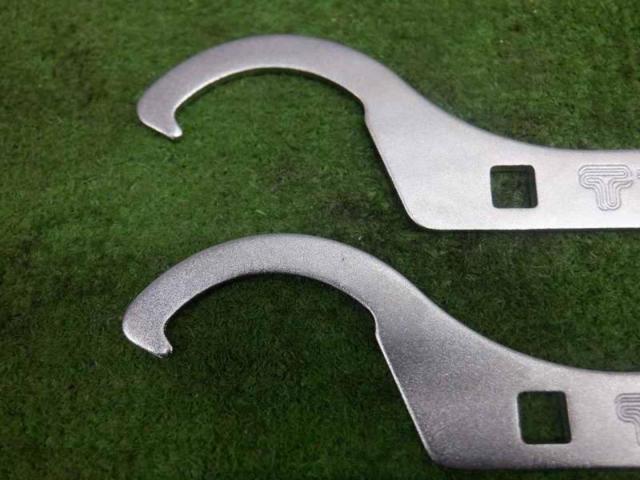 TEIN
Car hight wrench