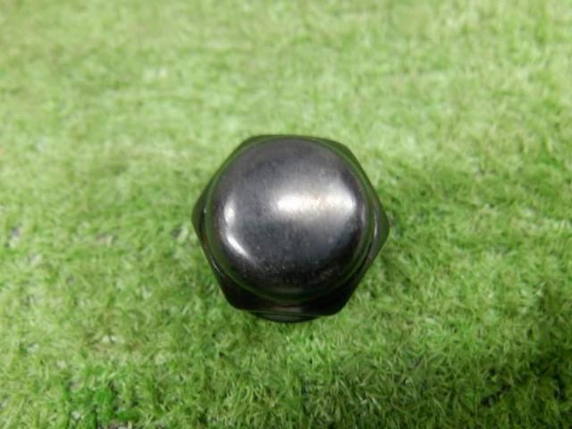 Unknown Manufacturer
Black nut
