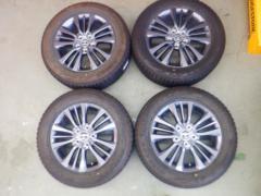 3 Toyota genuine
90 Series Voxy
VOXY
Genuine
Alloy Wheels
S-G grade
+
BRIDGESTONE
BLIZZAK
VRX2
