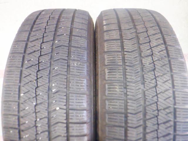 3 Toyota genuine
90 Series Voxy
VOXY
Genuine
Alloy Wheels
S-G grade
+
BRIDGESTONE
BLIZZAK
VRX2