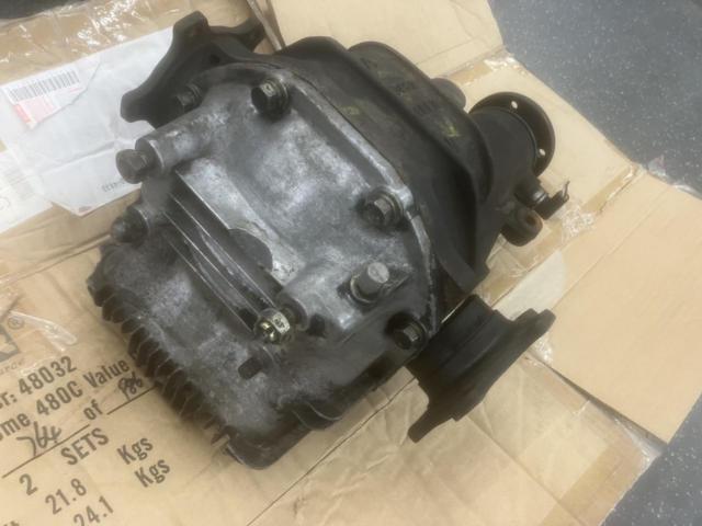 Nissan genuine differential case + unknown manufacturer LSD (differential unit) used in Silvia S13