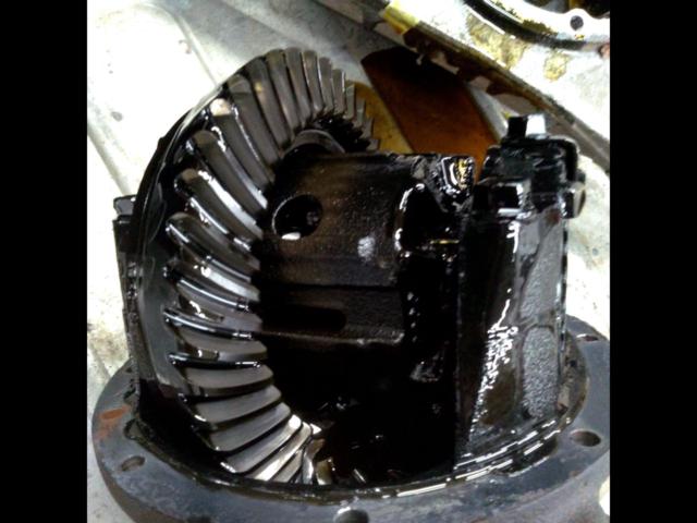 Mazda
Roadster
NB8
6MT genuine Torsen differential
+
The differential case