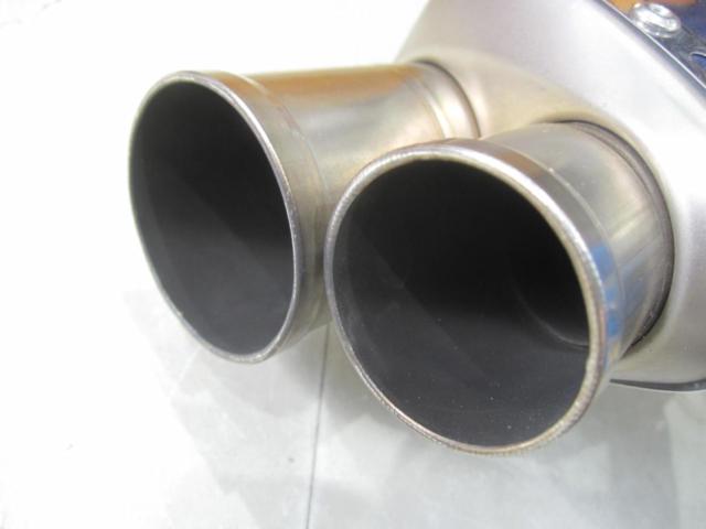 YOSHIMURA Tri-Oval Titanium Cyclone 2-End (Modified) for GSX1300R
HAYABUSA
Used with GX72A