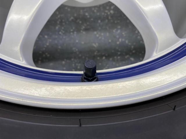 WedsSport
SA-90
GRAVEL
+
PIRELLI
P8
FS