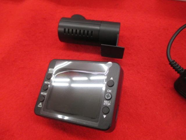 YUPITERU
WDT510C Front and Rear Dual Camera Dashcam