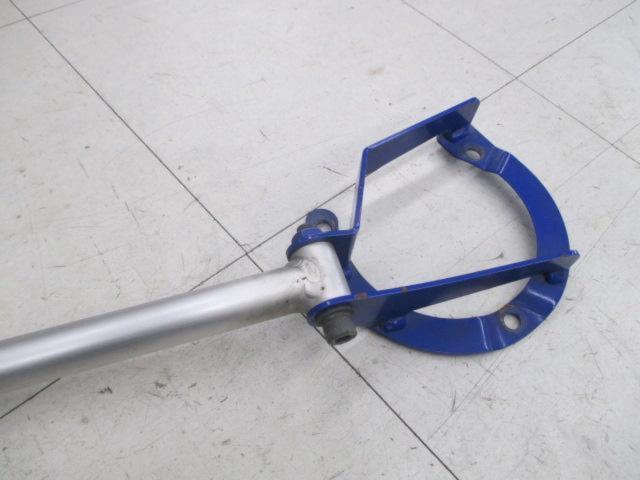 GH system
Impreza genuine optional front strut bar