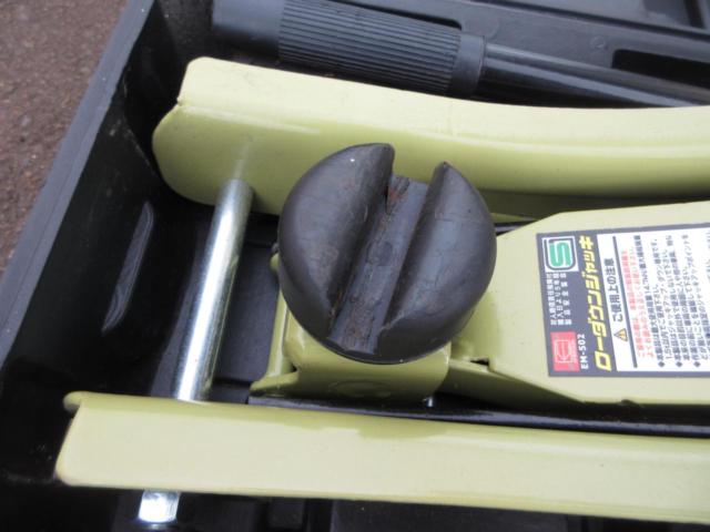 New Layton
Emerson
EM-502
Lowdown jack