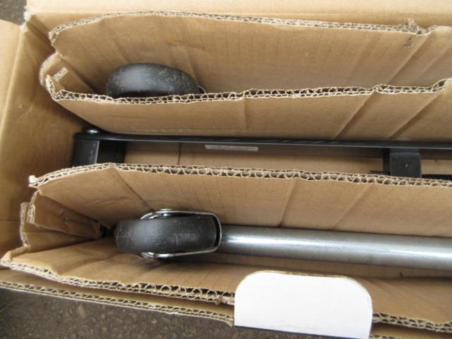 New Layton
EM-239
Tire lifter