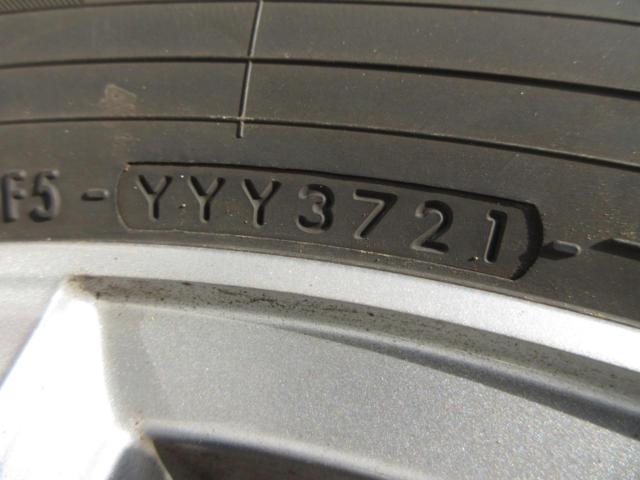 weds
JOKER
+ YOKOHAMA
iceGUARD
iG70
*This product is a set of four studless tires and wheels.