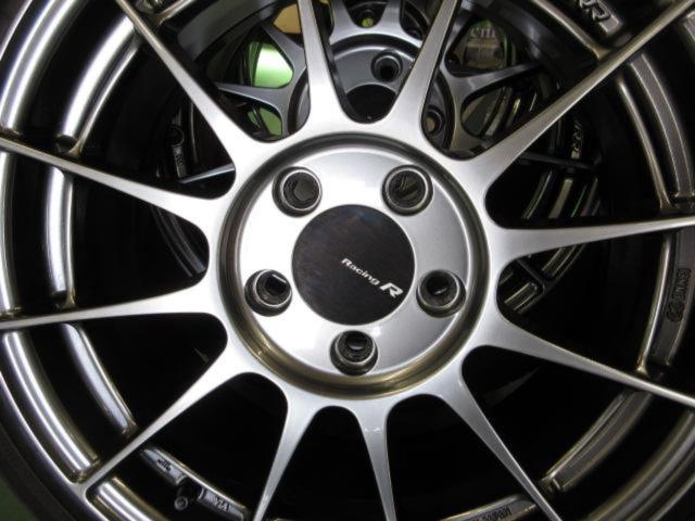 ENKEI
Racing
Revolution
NT03RR
+
Continental
ContiSportContact5