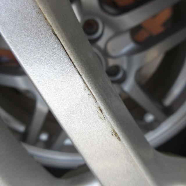 A-TECH
SCHNEIDER + BRIDGESTONE
ICEPARTNER 2
*This product is a set of four studless tires and wheels.*