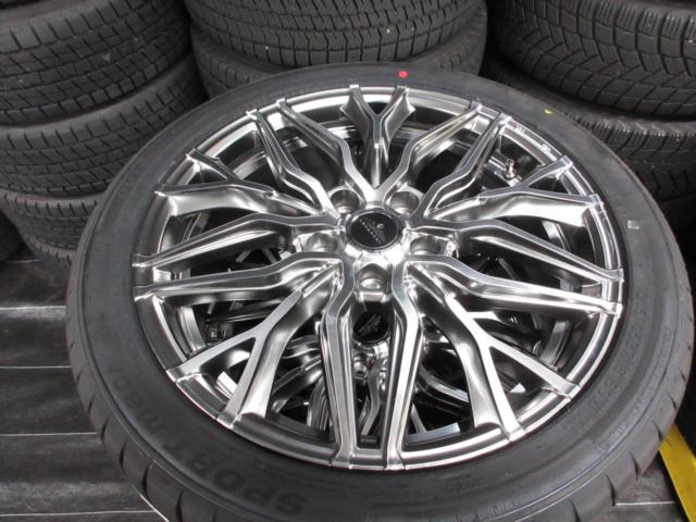 TOPY
DORFREN
VARGLE
+
MILEVER
SPORT
macro
ma349