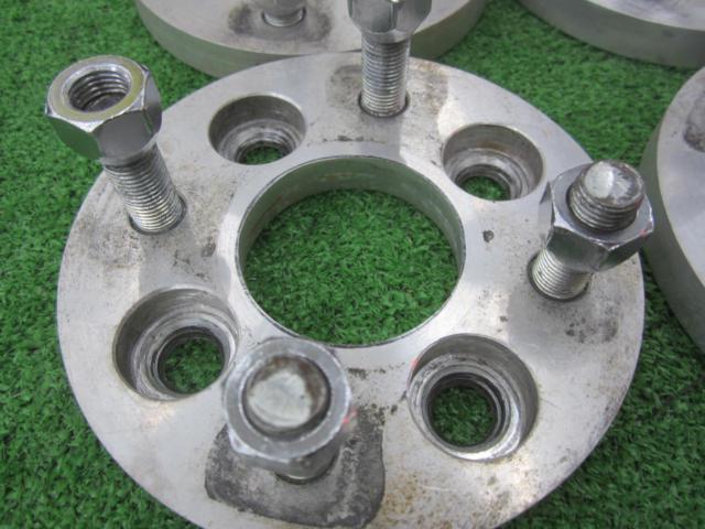 Wide tread spacer
4 pieces set