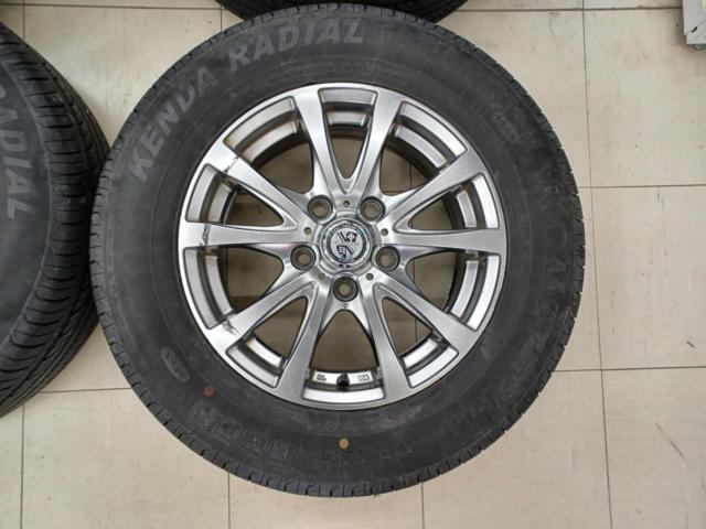 BIG
WAY
TRG-BAHN
+
KENDA
KR23A
205 / 65R15
