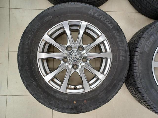 BIG
WAY
TRG-BAHN
+
KENDA
KR23A
205 / 65R15