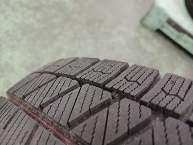 DUNLOPPRD
S7
2
+BRIDGESTONEVRX3
155 / 65R14