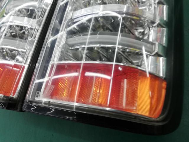 Valenti
JEWEL
LED tail lens
Hiace 200 series