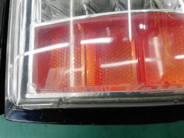 Valenti
JEWEL
LED tail lens
Hiace 200 series