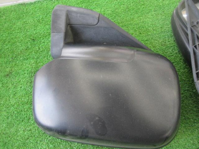 Mitsubishi
Minicab Van
U61V
Genuine
Left and right door mirror