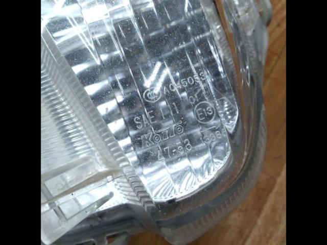 Toyota genuine
Front turn signal lens
[
30 series Prius
Late version
