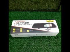 DVR-R537
Mirror-type dashcam with 3 cameras and in-car infrared light