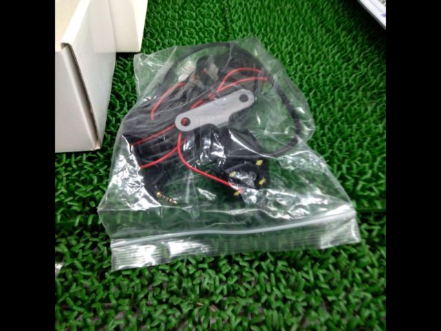 DVR-R537
Mirror-type dashcam with 3 cameras and in-car infrared light