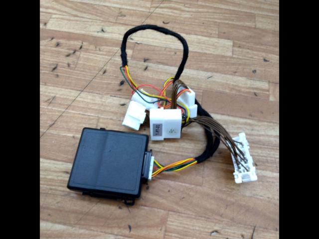 プリウス!! 【エンラージ商事】 オートドアロック+パワーウインドウ+連動ミラー格納+ハザードランプキット