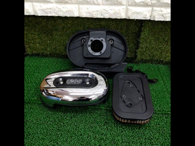 !! To spare
Harley-Davidson
Sportster 1200 (2007 model) genuine air cleaner box