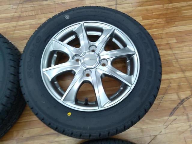 ルークス・ミラ・ラパンなど!! AUTOBACS SEVEN(オートバックスセブン) LEBEN(レーベン) BX + 【MAXTREK】 SU-810