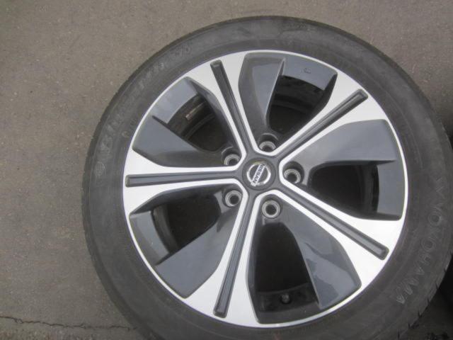 日産 キックス純正ホイール + YOKOHAMA BluEarth E70 | 中古品 