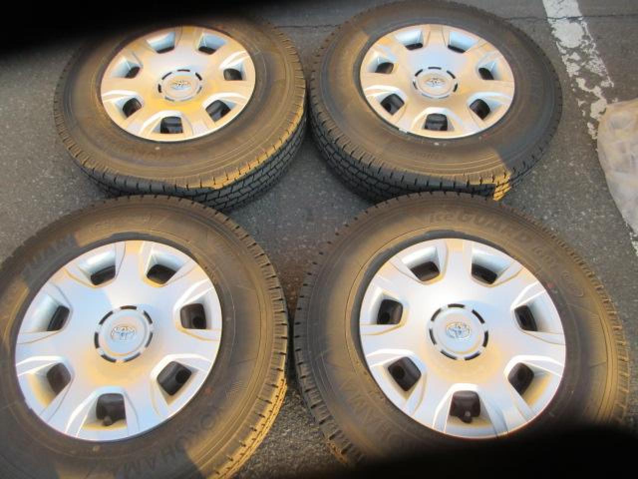 YOKOHAMA iceGUARD iG91 + トヨタ 200系ハイエース純正スチール 