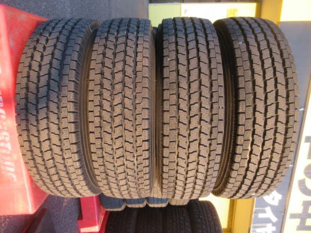 YOKOHAMA iceGUARD iG91 + トヨタ 200系ハイエース純正スチール 