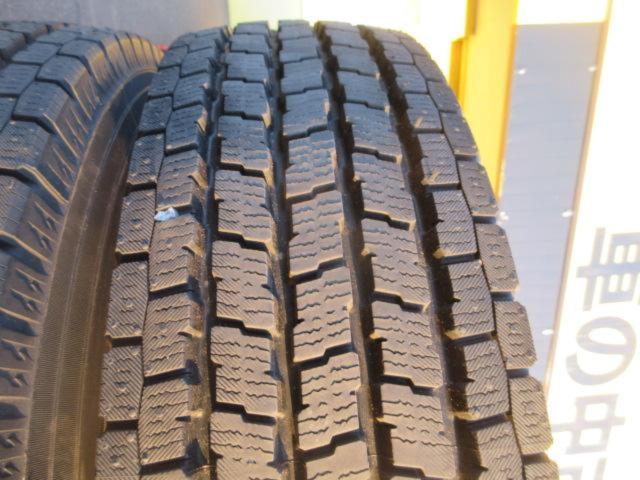 YOKOHAMA iceGUARD iG91 + トヨタ 200系ハイエース純正スチール 