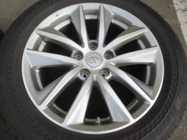 日産 V37スカイライン純正ホイール + BRIDGESTONE POTENZA S001 RFT 