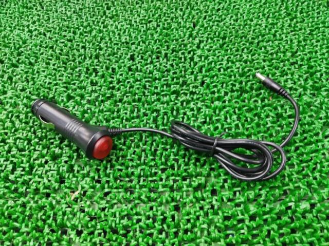 Unknown Manufacturer
Dash monitor
+
Camera