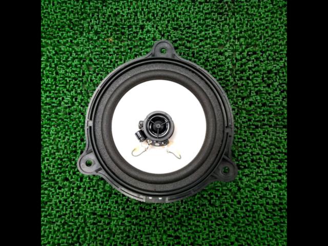 NISSAN genuine
made clarion
16cm2way
Coaxial loudspeaker
