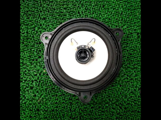 NISSAN genuine
made clarion
16cm2way
Coaxial loudspeaker