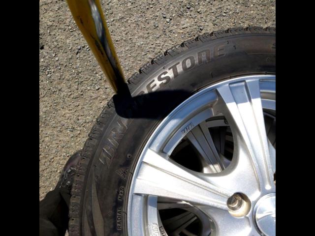 weds
Fang
6-spoke aluminum wheels + BRIDGESTONE
BLIZZAK
VRX2