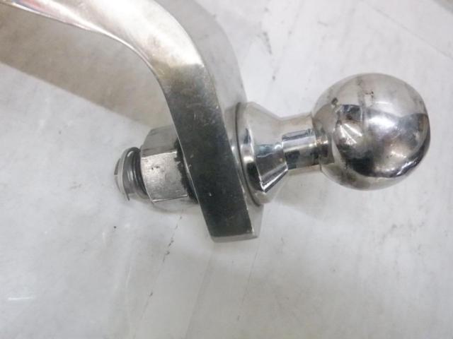 Unknown Manufacturer
Hitch ball mount