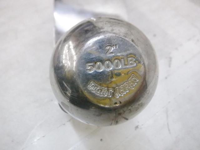 Unknown Manufacturer
Hitch ball mount