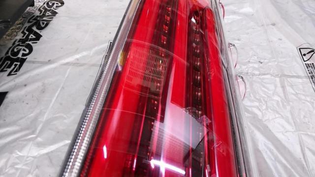 【左右セット】メーカー不明 ファイバーフルLEDテールレンズ