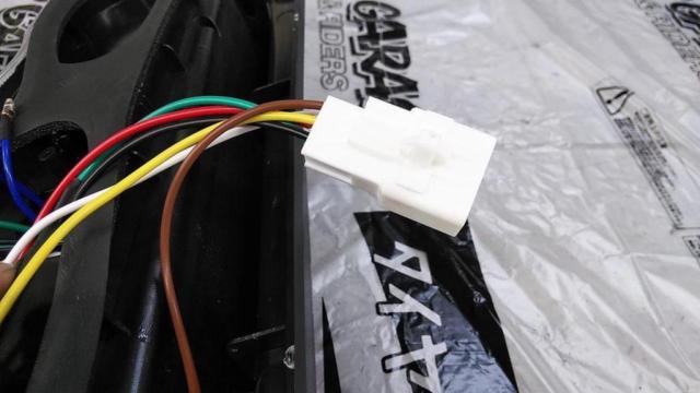 【左右セット】メーカー不明 ファイバーフルLEDテールレンズ