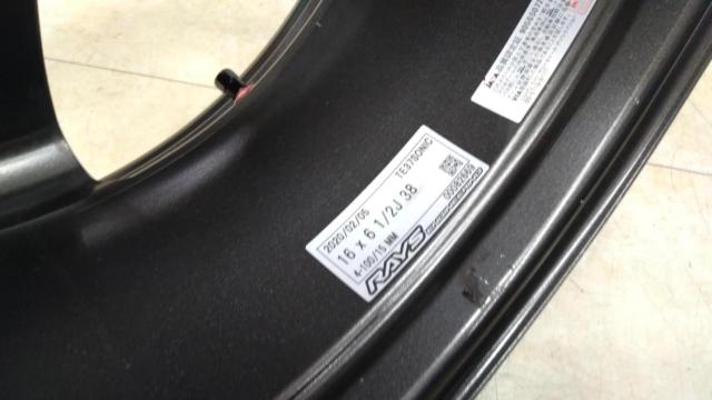 We lowered the price in August.
RAYS (Rays)
VOLK
RACING (Volk
Racing)
TE37
SONIC
